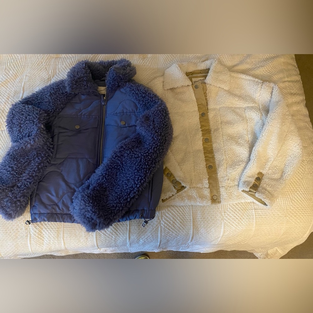 Universal Thread Sherpa jacket bundle